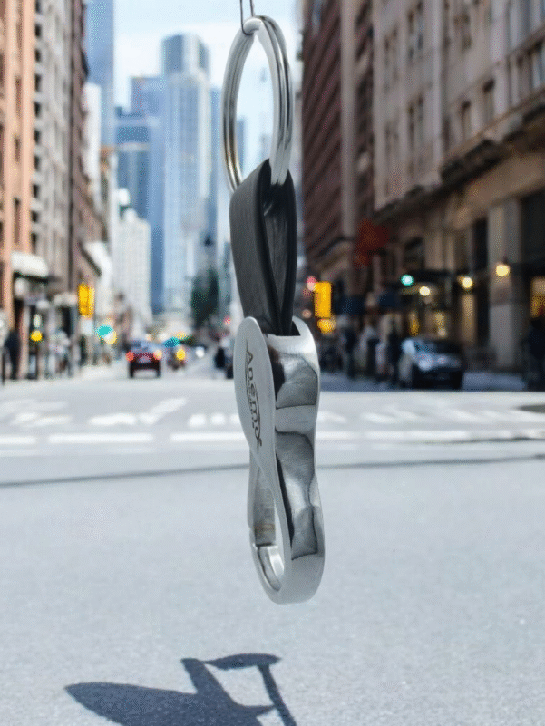 Metal Keychain with Leather Strap – Stylish Premium Key Holder